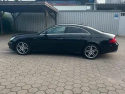 Schwarz Gebraucht 2007 Mercedes CLS350 Limousine | 7.500 €