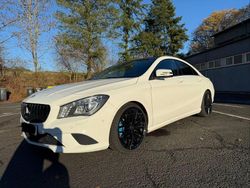Weiß Gebraucht 2013 Mercedes CLA250 Limousine | 16.400 € (Fairer Preis)