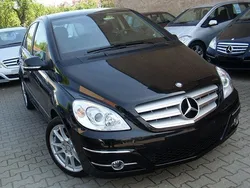 Schwarz Gebraucht 2010 Mercedes B180 Van / Kleinbus | 9.990 € (Etwas zu teuer)