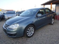 Grün Gebraucht 2007 VW Jetta Comfortline Limousine | 2.200 € (Superpreis)