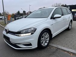 Weiß Gebraucht 2019 VW Golf VII Comfortline Kombi | 14.500 €