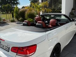 Weiß Gebraucht 2008 BMW M3 Cabriolet Sport Line Cabrio | 38.700 € (Fairer Preis)