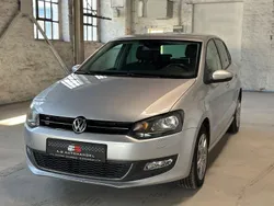 Silber Gebraucht 2013 VW Polo Life Limousine | 7.390 € (Fairer Preis)