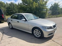 Silber Gebraucht 2006 BMW 318 Limousine | 4.490 € (Fairer Preis)