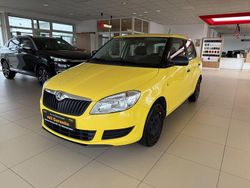 Gelb Gebraucht 2014 Skoda Fabia Cool Edition Limousine | 4.490 € (Fairer Preis)