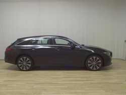 Schwarz Gebraucht 2021 Mercedes CLA220 Shooting Brake Progressive Kombi | 19.980 € (Guter Preis)