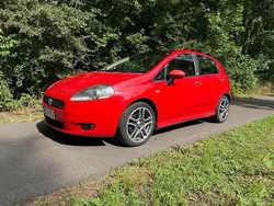 Rot Gebraucht 2009 Fiat Grande Punto Sport Kleinwagen | 3.500 € (Fairer Preis)