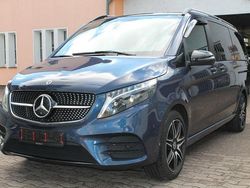 Blau Gebraucht 2023 Mercedes V300 AMG line Van / Kleinbus | 56.950 € (Guter Preis)