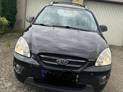 Schwarz Gebraucht 2008 Kia Carens Van / Kleinbus | 4.000 € (Fairer Preis)