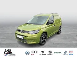 Grün Gebraucht 2022 VW Caddy Van / Kleinbus | 27.830 € (Guter Preis)