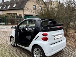 Weiß Gebraucht 2012 Smart ForTwo Cabrio Passion Cabrio | 7.000 € (Fairer Preis)