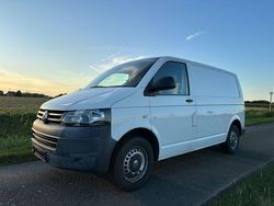 Weiß Gebraucht 2011 VW T5 Van | 12.000 € (Etwas zu teuer)