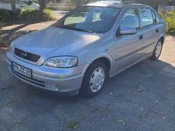 Silber Gebraucht 1999 Opel Astra Edition Limousine | 1.550 € (Fairer Preis)