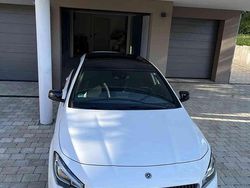 Weiß Gebraucht 2018 Mercedes CLA250 Shooting Brake Kombi | 24.000 € (Etwas zu teuer)
