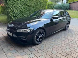 Schwarz Gebraucht 2021 BMW 320 M Sport Kombi | 32.500 € (Superpreis)