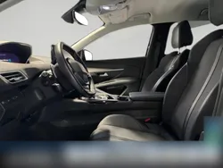 Schwarz Gebraucht 2022 Peugeot 3008 Allure SUV | 25.680 € (Fairer Preis)