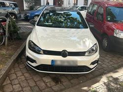 Weiß Gebraucht 2017 VW Golf VII R Limousine | 25.000 € (Fairer Preis)