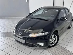 Schwarz Gebraucht 2011 Honda Civic Kleinwagen | 6.890 € (Fairer Preis)