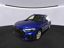Blau Gebraucht 2024 Audi Q5 Competition SUV | 60.990 € (Teuer)