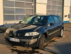 Grün Gebraucht 2007 Renault Mégane GrandTour Kombi | 1.999 € (Fairer Preis)