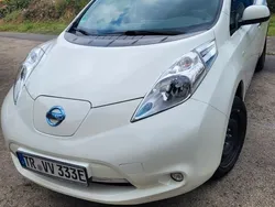 Weiß Gebraucht 2016 Nissan Leaf Acenta Kleinwagen | 7.200 € (Fairer Preis)