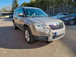 Braun Gebraucht 2011 Skoda Yeti Plus Edition SUV | 5.490 € (Teuer)