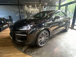 Schwarz Gebraucht 2019 Porsche Cayenne Turbo SUV | 66.950 € (Superpreis)