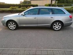 Grau Gebraucht 2009 Audi A6 Kombi | 3.300 €