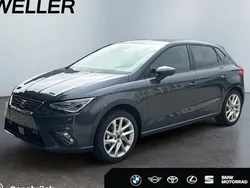 Grau Neu 2025 Seat Ibiza FR Limousine | 29.890 € (Teuer)