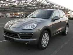 Meteorgraumetallic Gebraucht 2011 Porsche Cayenne S E-Hybrid SUV | 21.450 € (Fairer Preis)