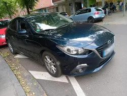 Blau Gebraucht 2014 Mazda 3 Limousine | 4.800 € (Fairer Preis)