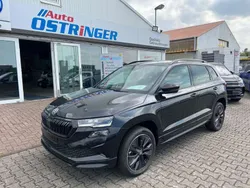 Schwarz Neu 2025 Skoda Karoq SportLine SUV | 36.990 € (Fairer Preis)
