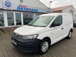 Weiß Gebraucht 2023 VW Caddy Van / Kleinbus | 23.990 € (Guter Preis)