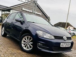 Blau Gebraucht 2015 VW Golf VII LOUNGE Limousine | 10.488 € (Fairer Preis)
