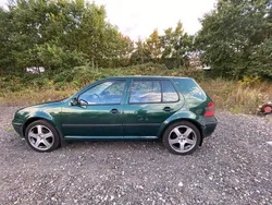 Grün Gebraucht 2002 VW Golf IV Kleinwagen | 2.200 € (Fairer Preis)