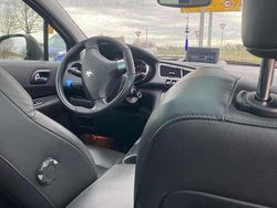 Grau Gebraucht 2010 Peugeot 3008 SUV | 3.100 € (Superpreis)