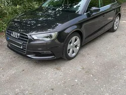 Braun Gebraucht 2014 Audi A3 Sport Limousine | 13.000 € (Fairer Preis)