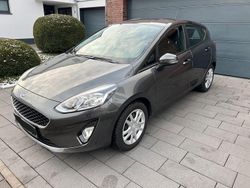 Grau Gebraucht 2018 Ford Fiesta Cool & Connect Kleinwagen | 7.400 € (Guter Preis)