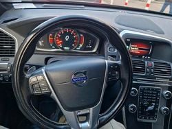 Schwarz Gebraucht 2015 Volvo XC60 R-Design SUV | 22.400 €