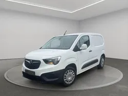 Weiß Gebraucht 2021 Opel Combo Edition Van / Kleinbus | 13.900 € (Fairer Preis)