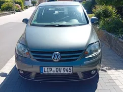 Grau Gebraucht 2006 VW Golf Plus Goal Van / Kleinbus | 8.888 €