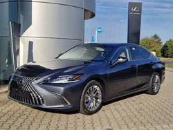 Obsidiangrau Neu 2025 Lexus ES300H Luxury Line Limousine | 54.990 € (Fairer Preis)
