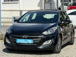Schwarz Gebraucht 2015 Hyundai i30 Trend Limousine | 7.790 € (Guter Preis)