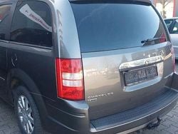 Schwarz Gebraucht 2010 Chrysler Grand Voyager Van / Kleinbus | 3.990 € (Guter Preis)