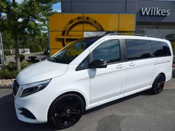 Weiß Gebraucht 2021 Mercedes V300 Avantgarde Edition Van / Kleinbus | 58.920 € (Fairer Preis)