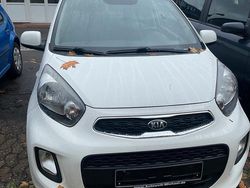 Weiß Gebraucht 2016 Kia Picanto Kleinwagen | 5.900 € (Etwas zu teuer)