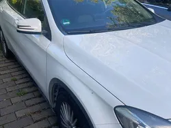 Schwarz Gebraucht 2019 Mercedes GLA200 SUV | 16.500 €
