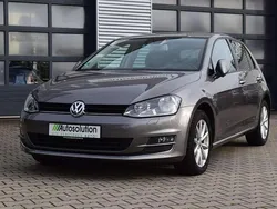 Limestone grey metallic Gebraucht 2015 VW Golf VII LOUNGE Limousine | 13.900 € (Fairer Preis)