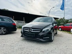 Braun Gebraucht 2015 Mercedes B200 Van / Kleinbus | 7.799 € (Fairer Preis)