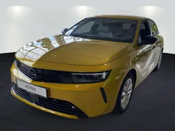Lackierung amber yellow/typ au Gebraucht 2023 Opel Astra Enjoy Limousine | 20.990 € (Guter Preis)